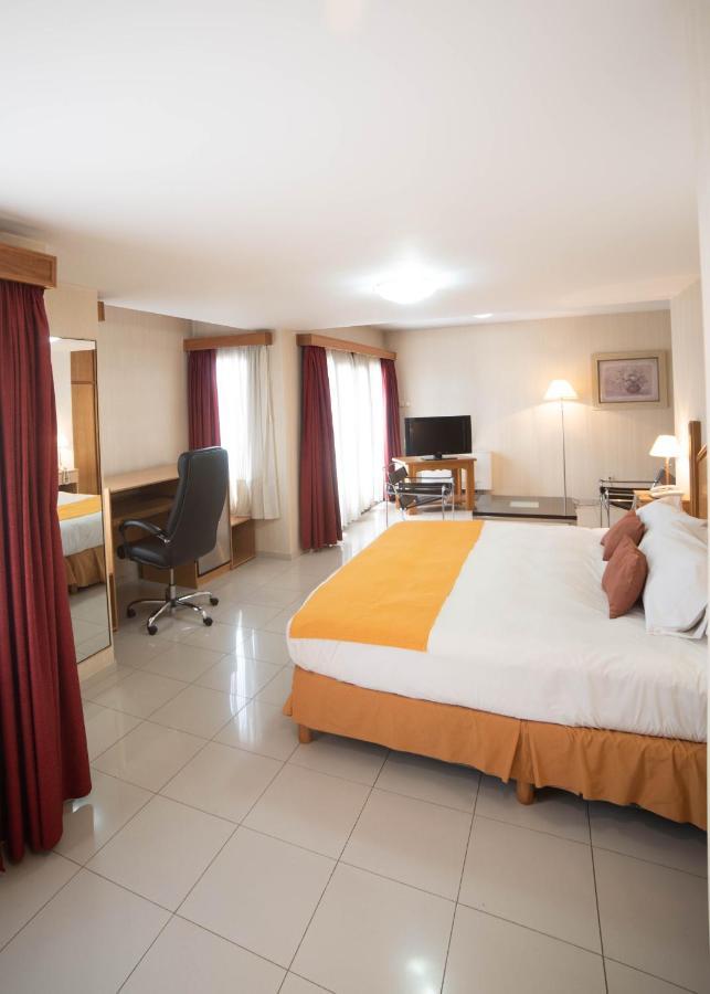 El Prado Hotel